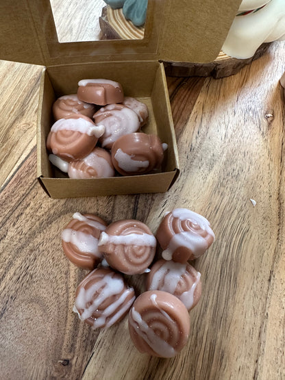 wax melts - cinnamon rolls