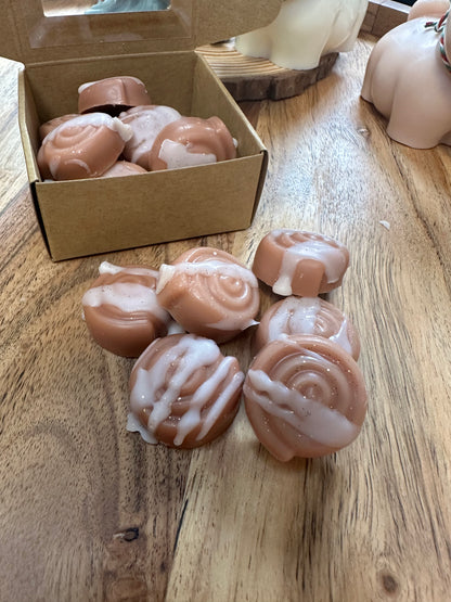 wax melts - cinnamon rolls